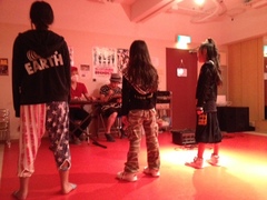 新横浜ダンススタジオ ボーカル