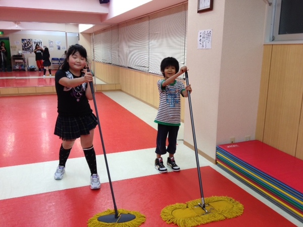新横浜ダンススタジオ 金曜キッズ